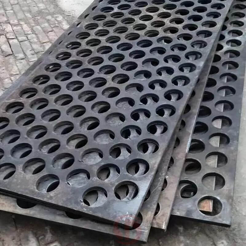 Perforated steel plate with custom made uniform round holes pattern