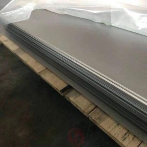 Stainless steel plates with polished and brushed finishes
